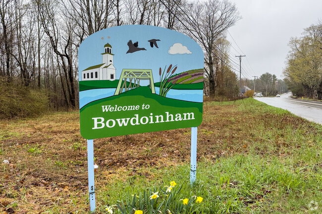 Bowdoinham is a small town where everyone knows each other.