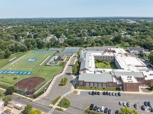 Jonathan Dayton High School empowers all students to achieve their highest potential.