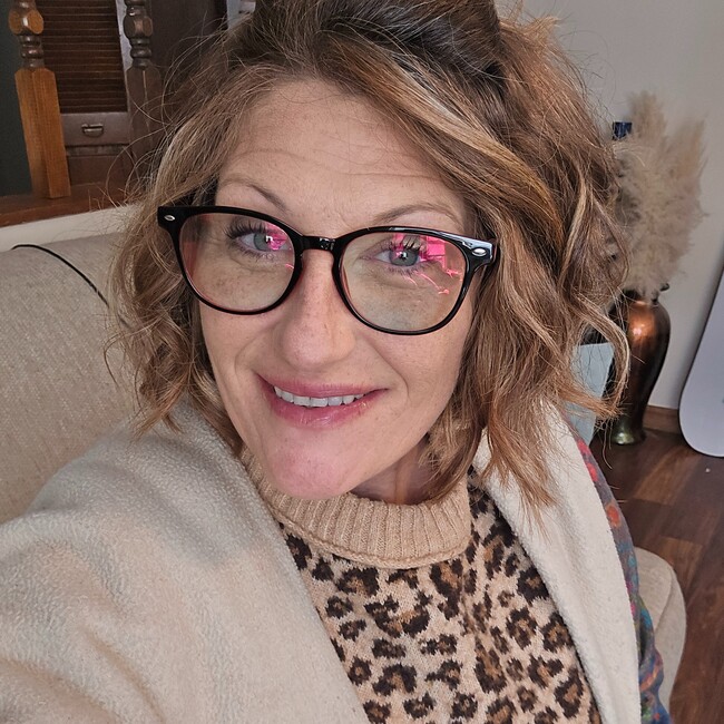 Lucy Bloxton