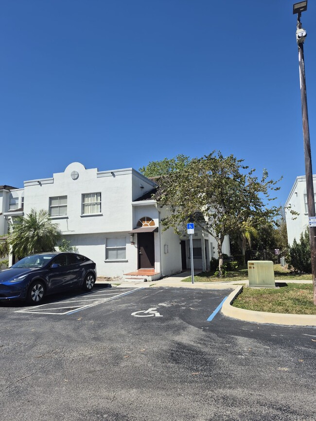 4774 NW 97th Place Unit 4774 Nw unit 209, Doral, FL 33178