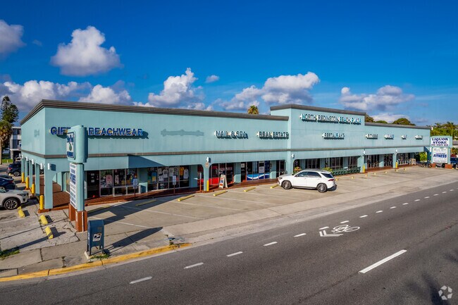 Retail Shopping strips line Gulf Blvd for all your shopping needs in Redington Shores.