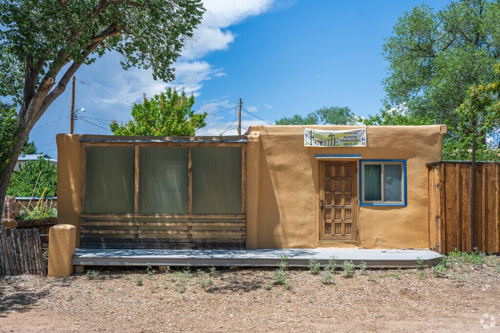 Fayette Street Academy's front entrance.