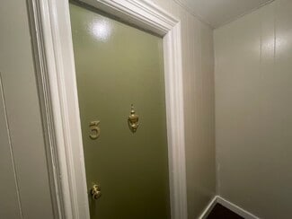 202 W Pottawatamie St Unit 3, Tecumseh, MI 49286