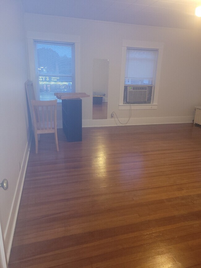 504 S Franklin St unit C, Kirksville, MO 63501 - photo 6