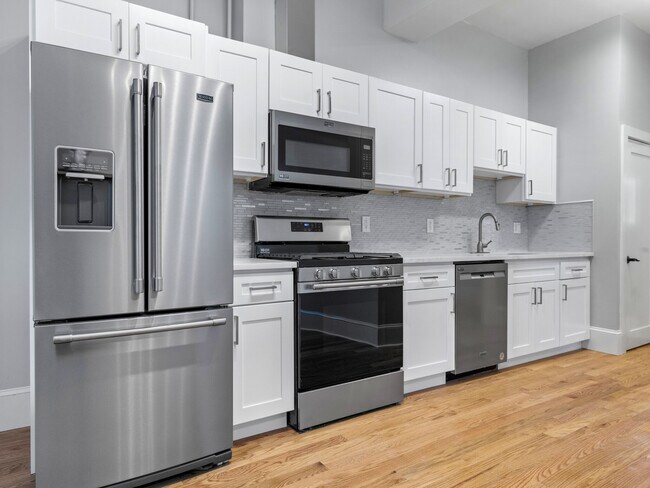 177 Rindge Ave unit 2L, Cambridge, MA 02140 - photo 2