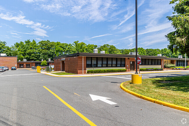 Middle Road School