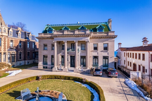 Along Northpoint's bluff, overlooking the lake you'll find some of Milwaukee's grandest homes.
