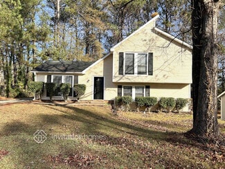 2413 Leslie Brook Dr, Decatur, GA 30035