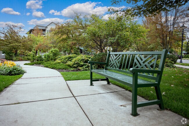 Grandview Square Park is a great place to relax.