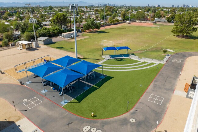 Sports or theater, Monte Vista Elementary School in Phoenix has it all!