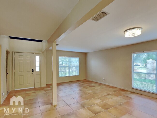 1938 Blue Fox Ct, Orlando, FL 32825 - photo 5