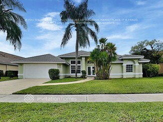 2293 Stonegate Dr, Wellington, FL 33414