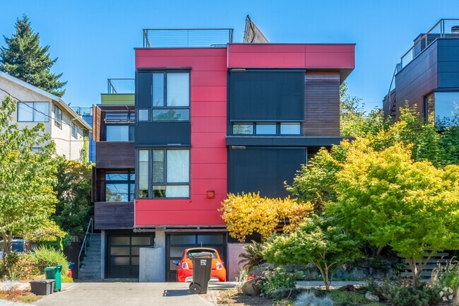 A bright and colorful single family home in Eastlake.