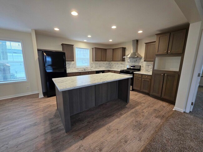 3681 Hawthorne St, Village of Clarkston, MI 48348 - photo 5