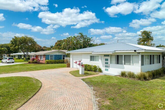 Downtown Pompano is picture perfect neighborhood.