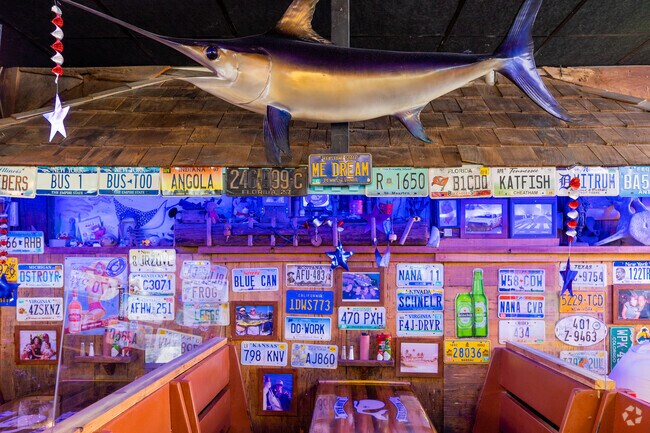 Whale`s Rib Bar and Grill is the perfect spot to watch live games in Deerfield Beach.