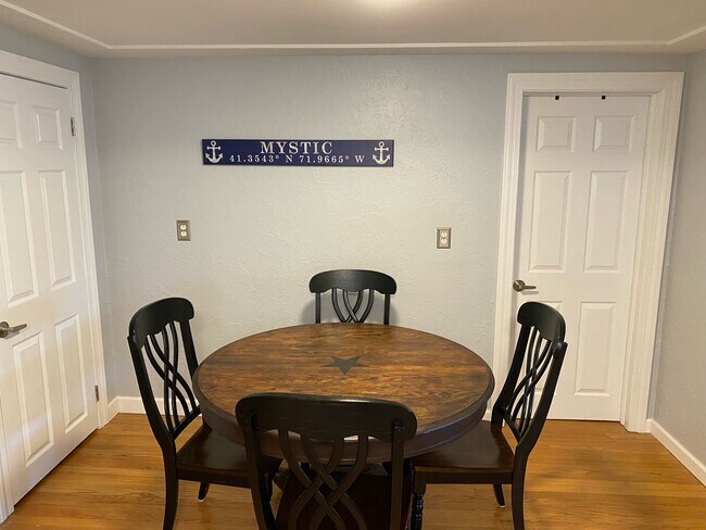 5 Pearl St unit 1, Groton, CT 06340 - photo 7