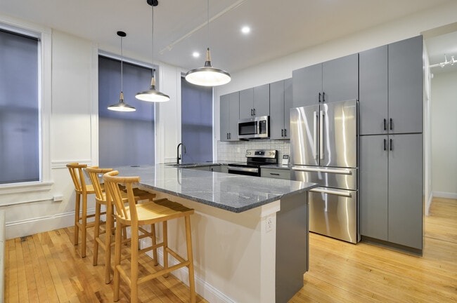 74 Mill St, Orono, ME 04473 - photo 3