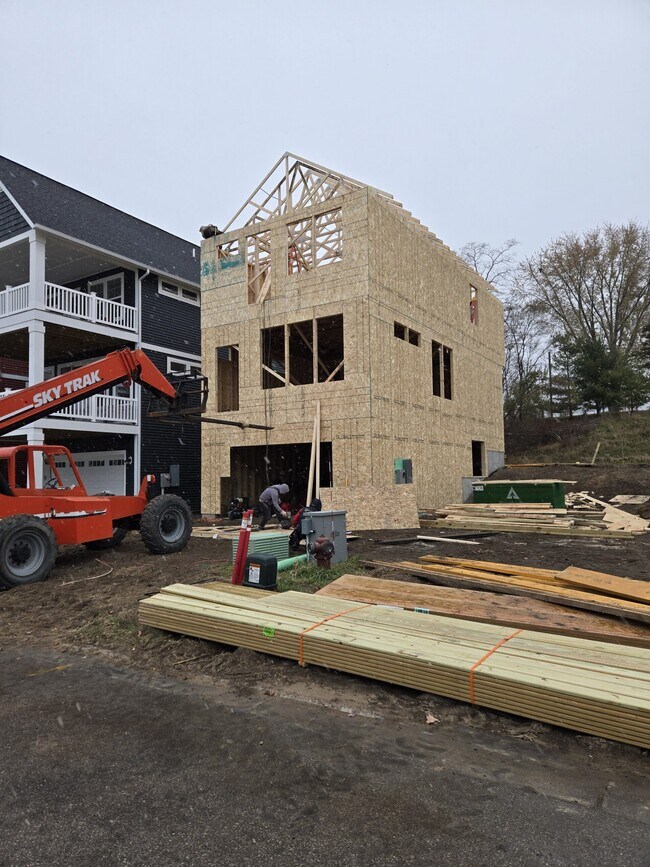 910 S Lake St, Whitehall, MI 49461 - photo 2