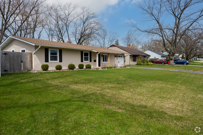There are many charming ranch style homes in the Orland Grove area.