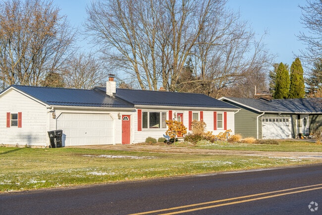 Ranches populate the Sunfield neighborhood.