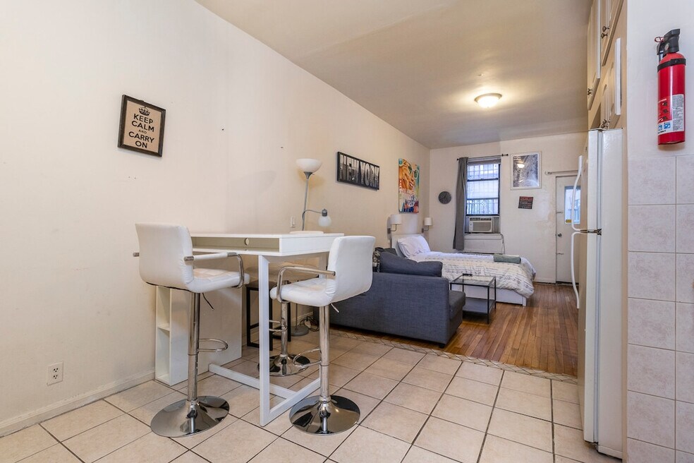 1540-1552-1552 1st Ave unit ID1032061P, New York, NY 10028 - photo 1