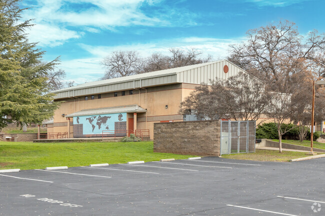 Niche gives Sutter's Mill Elementary School a score of B+ for academics.