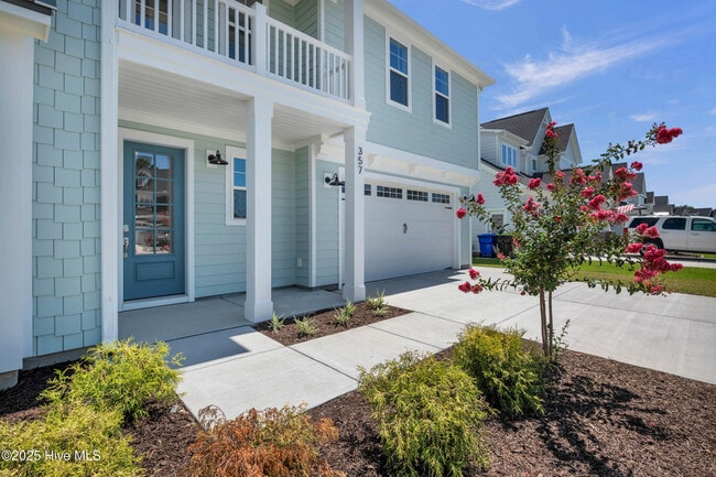 568 Sailor Sky Way, Hampstead, NC 28443 - photo 3