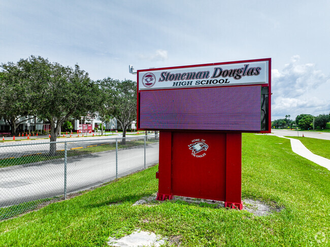 Marjory Stoneman Douglas High School Rankings And Reviews