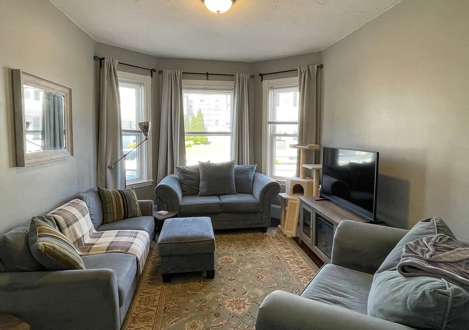 439 Winthrop St unit 1, Winthrop, MA 02152 - photo 1