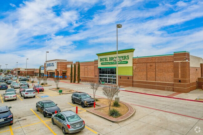 Plenty of shopping locations can be found in Craig Ranch.