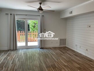 951 Hollywood St Unit D, Charlotte, NC 28211