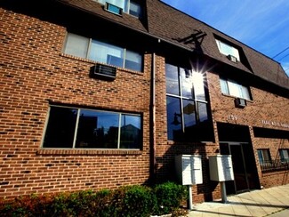 159 Park Ave, East Rutherford, NJ 07073