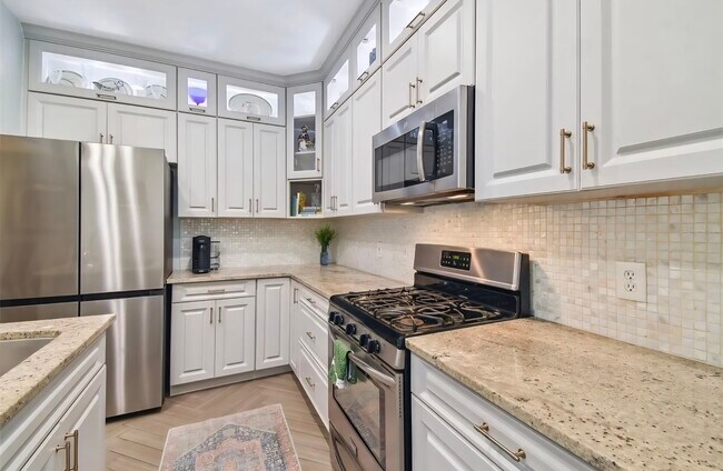 2311 W Morrison Ave unit 22, Tampa, FL 33629 - photo 4