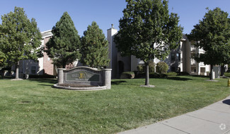 991 S Crystal Way, Aurora, CO 80012
