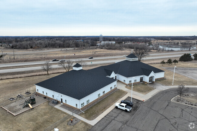 The student-teacher ratio at Montessori School of Sauk Rapids
is 9 to 1.