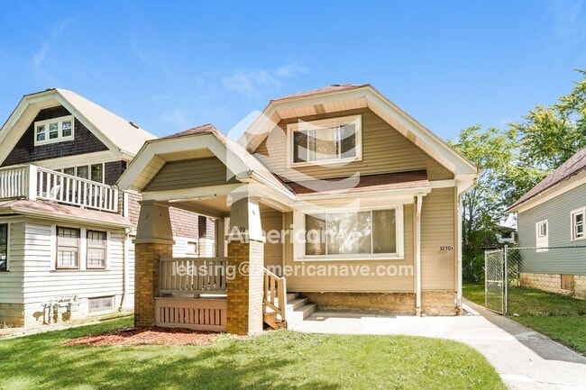 3270 N 36th St, Milwaukee, WI 53216 - photo 2