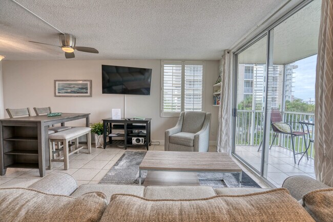 5700 Bonita Beach Rd SW unit FL3-ID1226363P, Bonita Springs, FL 34134 - photo 4