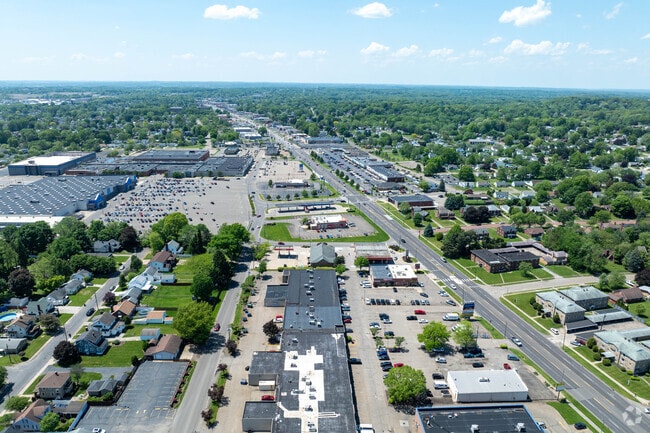 Aerial view of the Reedurban neighborhood with convenient shopping nearby.