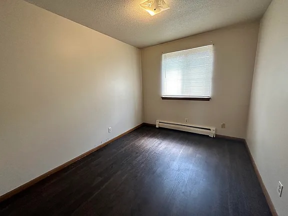 1321 Division St, Hopkins, MN 55343 - photo 3