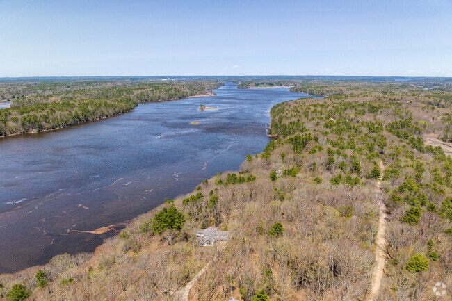 Homes along the Kennebec River in Arrowsic offer privacy and scenic water views.