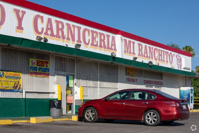 Mercado Y Carniceria Mi Ranchito offers fresh meat and groceries in Los Ranchitos.