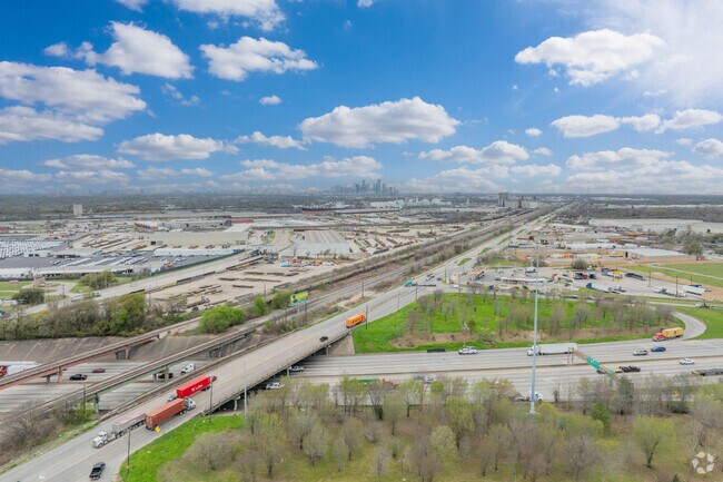 Interstate 610 runs along Galena Park's west side, leading to other areas of the Houston Metro.