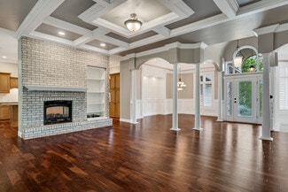 1178 Aspen Valley Dr, Onalaska, WI 54650