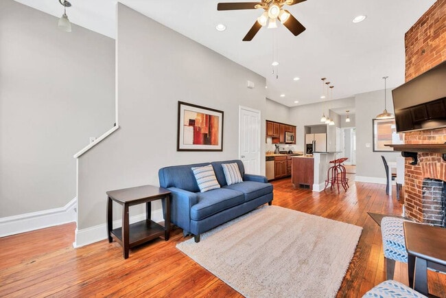 925 S Sarah St unit ID1031869P, Saint Louis, MO 63110 - photo 3