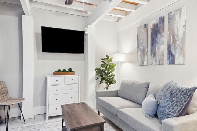 33 Cannon St unit 403, Charleston, SC 29403 - photo 5