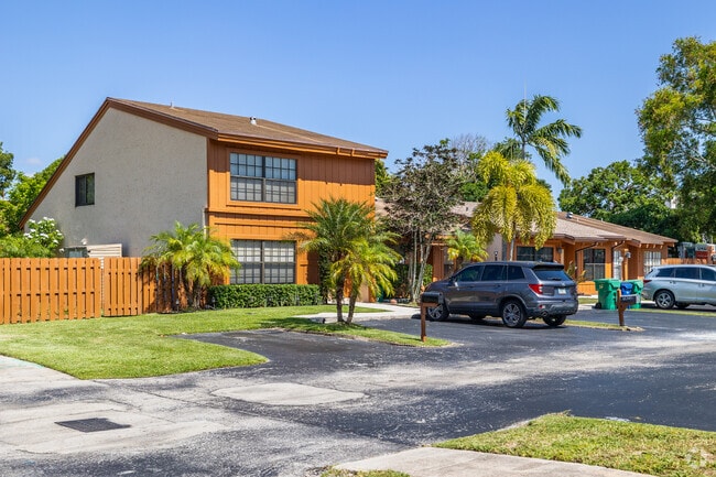 Townhomes in Inverrary are great for first-starter homes.