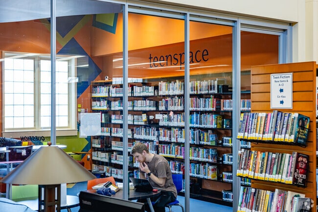 The Chelsea Library gives Sylvan Township residents access to a broad catalogue of literature.