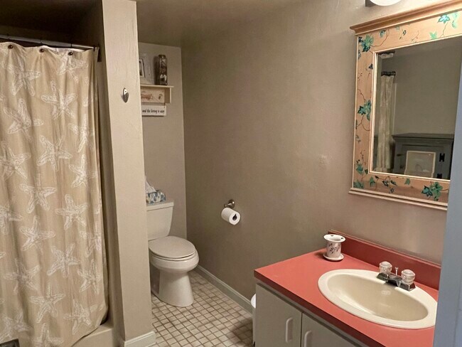 The Diplomat unit 607, Old Orchard Beach, ME 04064 - photo 6