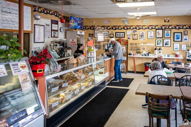 Bagel Express in Allendale-Lymansville serves hearty breakfasts to start the day right.